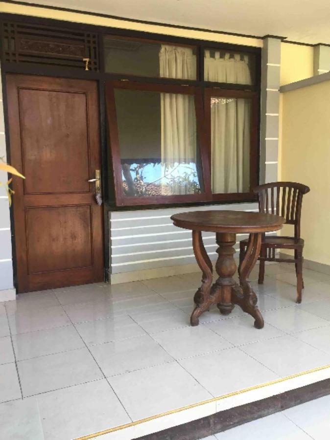 Gina'S Guest House Sanur Exteriör bild